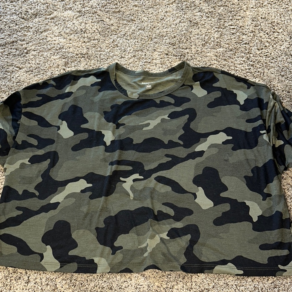 Old Navy Active T-Shirt